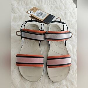 NWT THE NORTH FACE Men's Skeena Sport Sandals Size 11 US